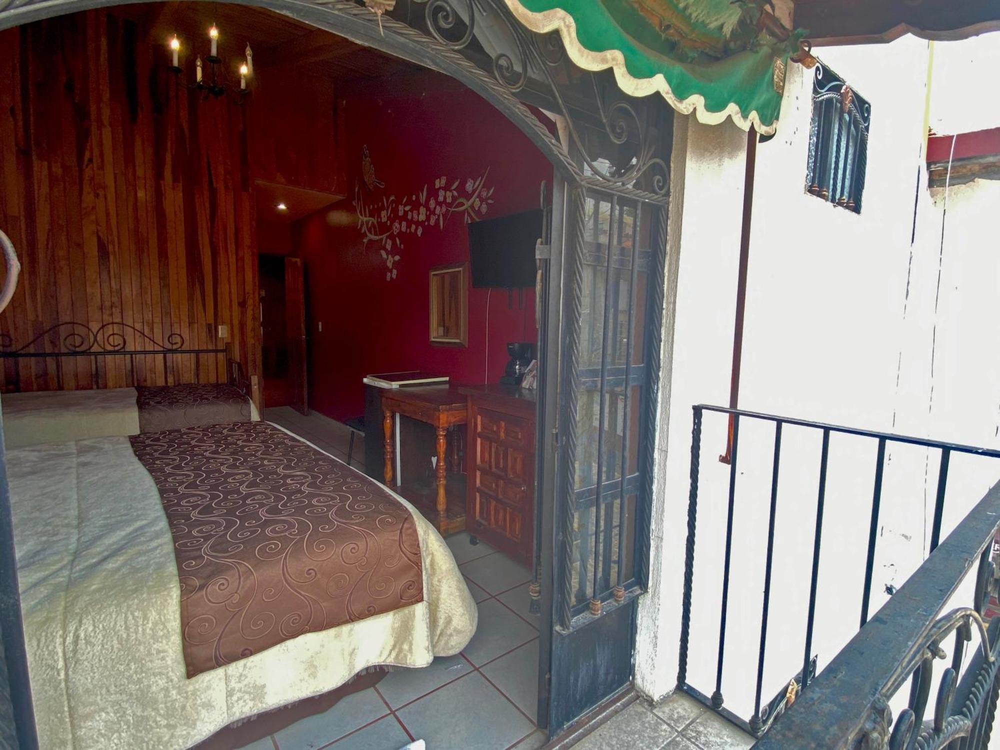 Hotel Real De La Sierra Мазамитла Экстерьер фото
